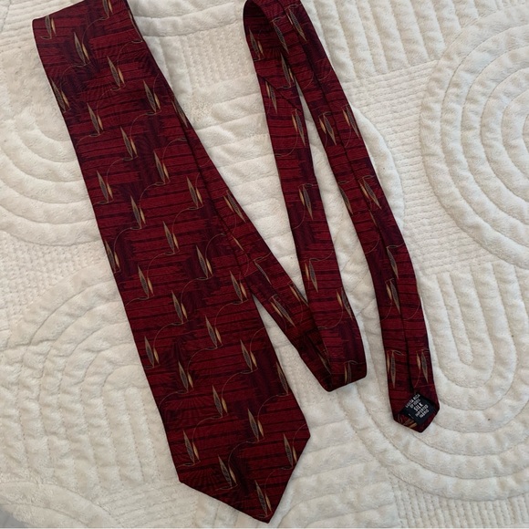 Bill Blass Black Label Red Silk Tie - Picture 5 of 13